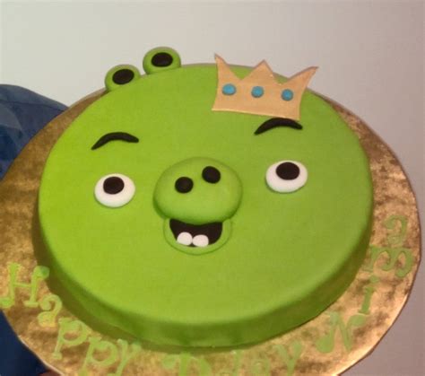 Angry Birds King Pig Birthday Cake - CakeCentral.com