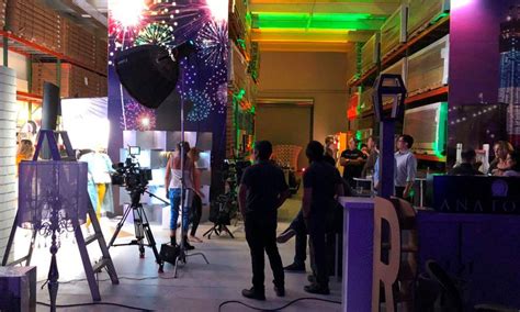 TV Sets Redefined | Groov'n Graphx | Cardboard Studio