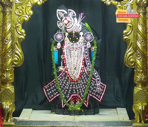 Shree Dwarkadhish Temple Darshan Timings, Puja Information (Dwarka Temple)