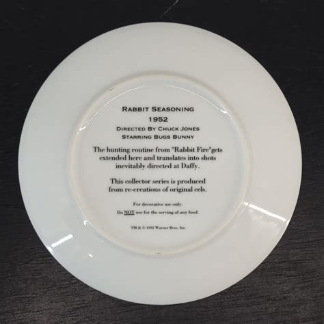 The Looney Tunes Collectors Plates