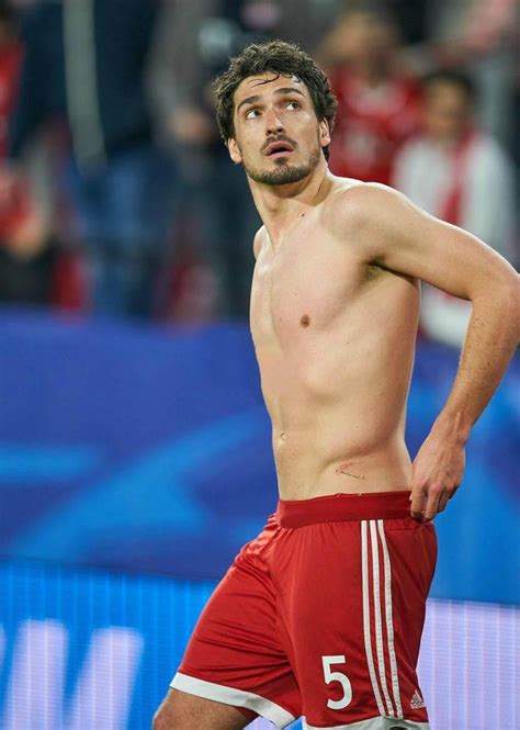 Mats Hummels Gorgeous Wifflegif Hot Sex Picture