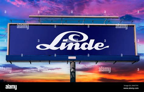 Poznan Pol Jan 11 2023 Advertisement Billboard Displaying Logo Of Linde A Global