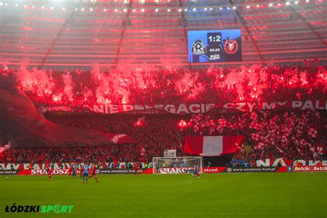 Pko Ekstraklasa Ruch Chorz W Widzew D Kibice