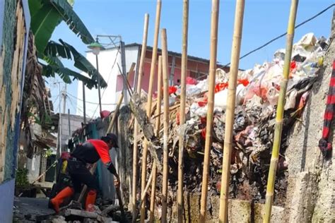 Duh Tumpukan Sampah Di Area Pemukiman Bikin Warga Bojonggede Resah