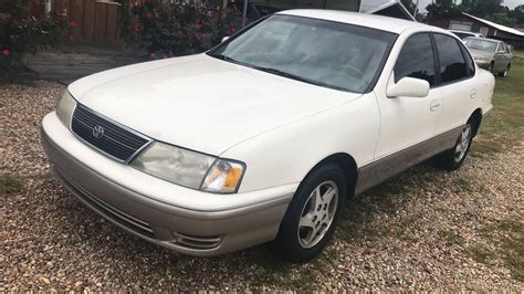 Toyota Avalon Silver