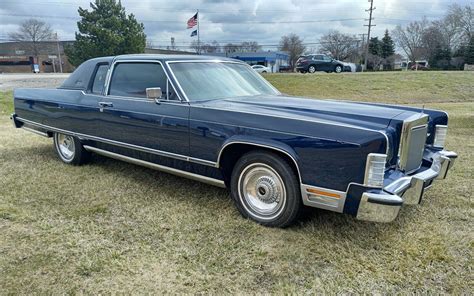 Lincoln Continental Town Coupe Barn Finds