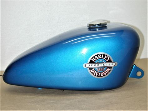 Harley Davidson Sportster Xl883 Oem 33 Gallon Carburetor Fuel Gas Tank