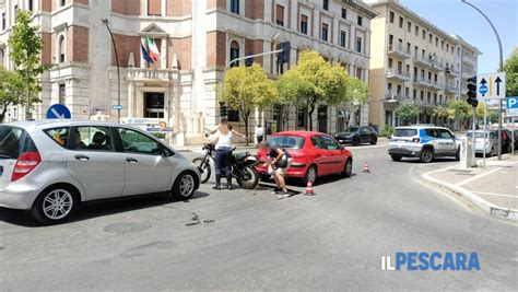 Incidente Rotatoria Viale Marconi Via Marco Polo Scontro Auto Moto