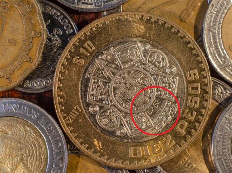 Moneda De 10 Pesos Con El Glifo Ollín En El Centro Se Vende Por Más De