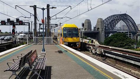 Milsons Point Railway Station Nsw