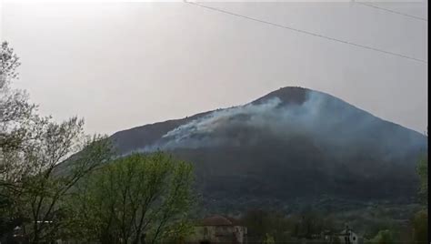 Esperia Incendio Sul Monte D Oro Due Canadair In Azione Teleuniverso