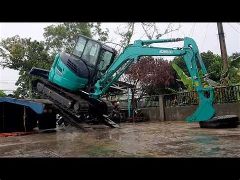 Kobelco Sk P Mini Excavator Youtube