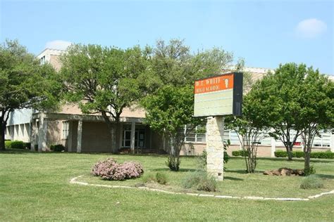 Dallas ISD Facility Rentals | WHITE, W.T. HIGH SCHOOL