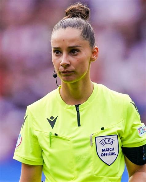 Iulia Demetrescu Va Arbitra Din Nou N Champions League Arena V Lcean