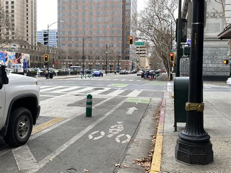 Sunnyvale's lack of protected bike lanes frustrates residents - San
