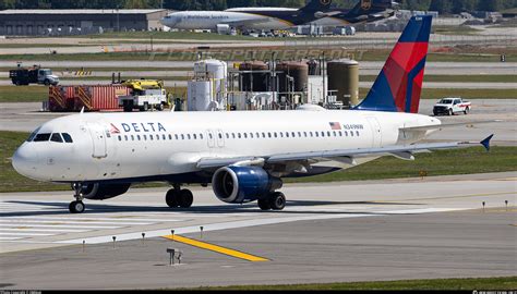 N Nw Delta Air Lines Airbus A Photo By Omgcat Id