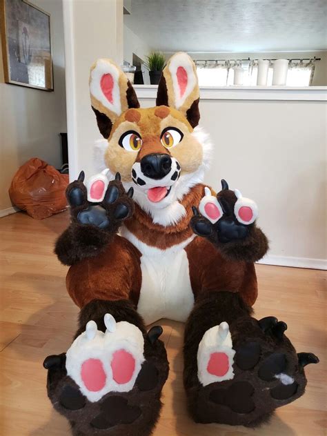 Cute Paws 🐾 Fursuit Furry Cute Fursuits Fursuit Ideas