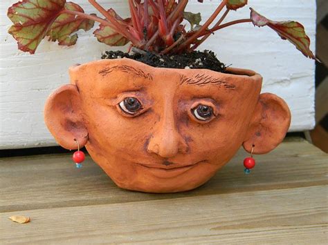 Face Pot With Stain Added Ceramic Pinch Pots Ceramics Projects Clay Art