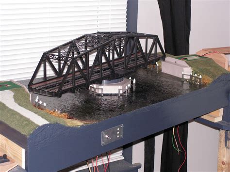 swingbridge_E