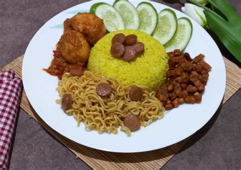 Resep Nasi Kuning Magic Oleh Dapoer Santi Cookpad