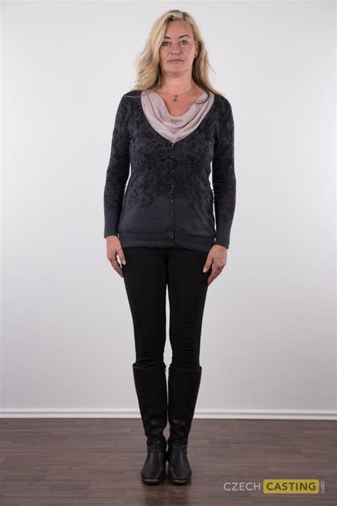 Mature Blonde Sandra Stands Totally Naked During Her Nude Modeling Launch CoedCherry