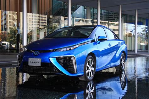 El Nuevo Auto Impulsado Por Hidrógeno Es De Toyota Astrolabio