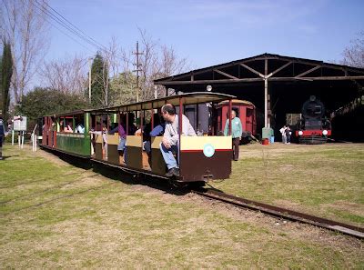 FERROAFICIONADOS ESTACION KM 29 GLEW La Fiesta del Día del Niño en