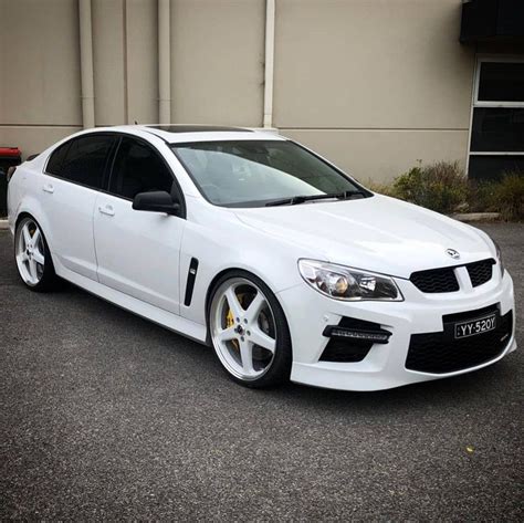 Holden HSV Commodore VF GTS White Walky Walky | Wheel Front