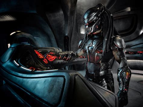 Movie Review The Predator 2018 Lolo Loves Films