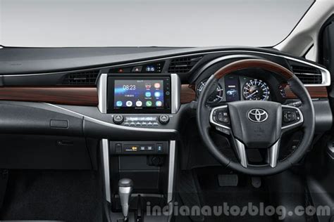 2016 Toyota Innova interior official images leaked