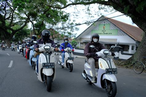 Gelar Classy On Vacation Yamaha Stsj Ajak Rasakan Sensasi Berkendara