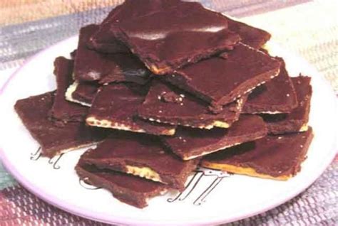 Delicious Chocolate Covered Crackers