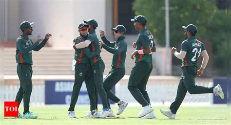 U Asia Cup Bangladesh Beat India To Enter Final Uae Stun Pakistan