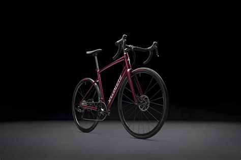 The Specialized Allez Why Is This Road Bike So Dang Popular Gear Patrol