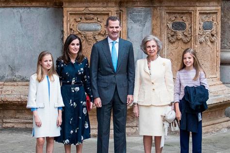 The Spanish Royal Family Today: A Snapshot + Fun Facts | LoveToKnow