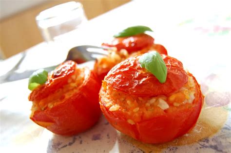 Pomodori Ripieni Di Riso Crudo Ricetta Petitchef