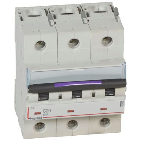 Int Termomagnético din DX3 50KA C20 3X20A IEC 60947 100ka 230Vac