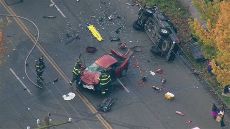 Seattle Multi Car Crash Injures 10 People