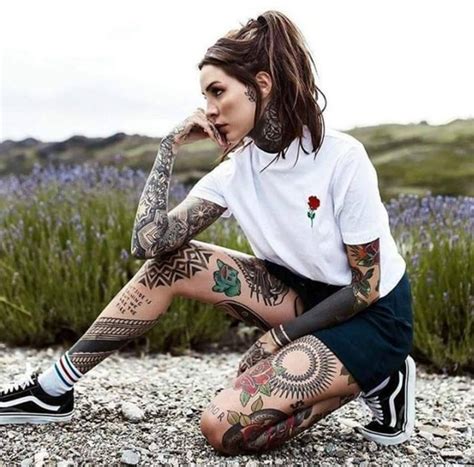 Beautiful Tattooed Girls And Women Daily Pictures For Your Inspiration