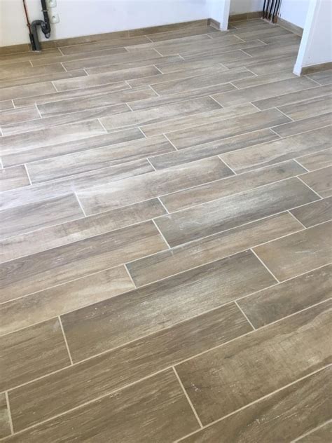 Pose De Carrelage Imitation Parquet Video Tout Degorgement