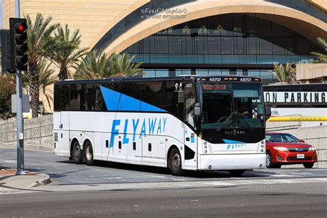 LAX FlyAway To Union Station LAWA 48707 VanHool CX45 N Flickr