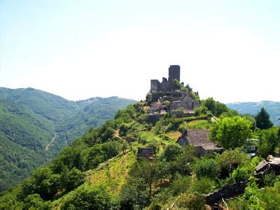 Chateau De Vallon Lacroix Barrez Aveyron