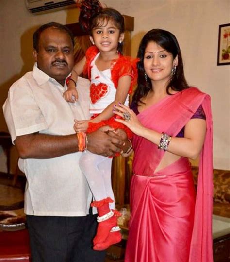 Radhika Kumaraswamy Height, Weight, Age, Husband, Family, Biography ...