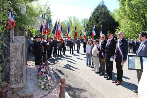 En Hommage Aux Victimes De La Rafle De Voutezac