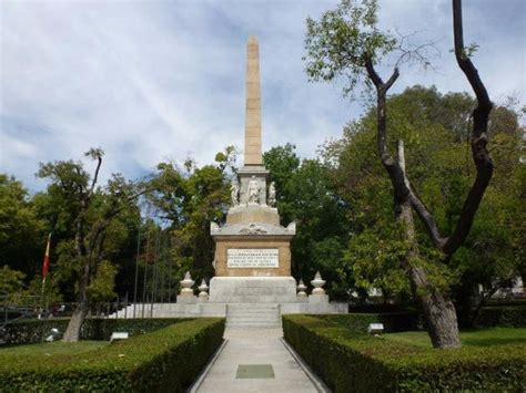 Apoyo De ARES A La Iniciativa De Instaurar Una Guardia De Honor En El