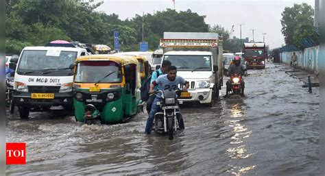 12 Killed In Rain Related Incidents Across Up Schools Shut In Noida