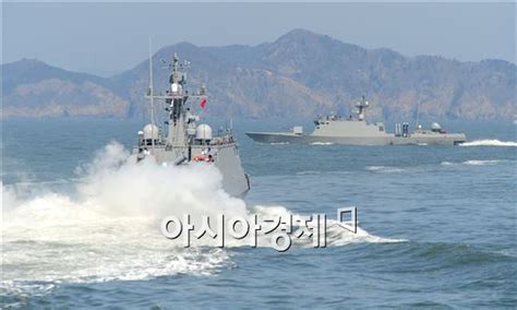 최첨단 해상무기 윤영하급 유도탄 고속함yun Youngha Class Patrol Killer Guided Missile