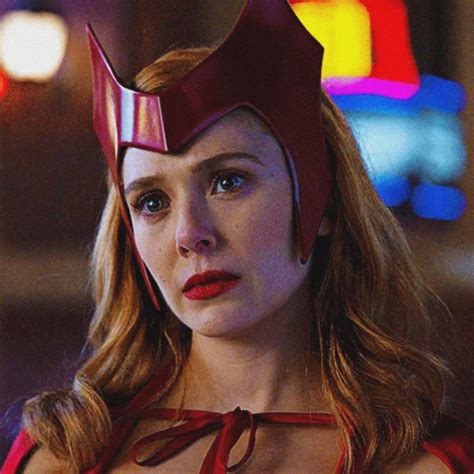 Wandavision Elizabeth Olsen Icons In 2021 Scarlet Witch Marvel Photo Images