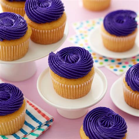 How To Make Navy Blue Buttercream Frosting Wilton