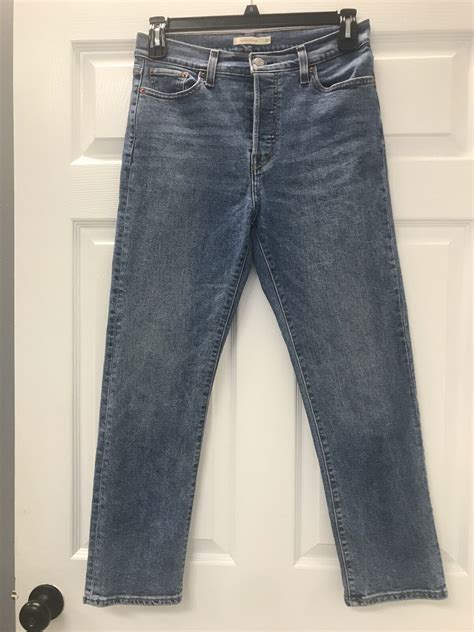 Levis Premium Wedgie Button Fly Light Wash Jeans Siz Gem